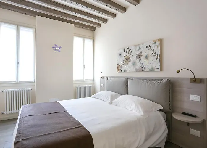 Rialto 1602 شقة *